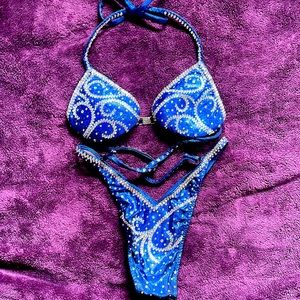 A figure or physique competition suit for bodybuilding shows